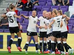 曼联锁定索斯盖特为新帅头号目标，高层力推前英格兰主帅掌舵曼联帅位